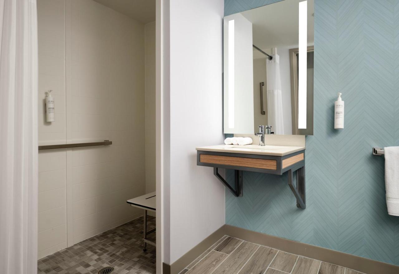 Hilton Garden Inn Boston-Берлингтон Номер фото